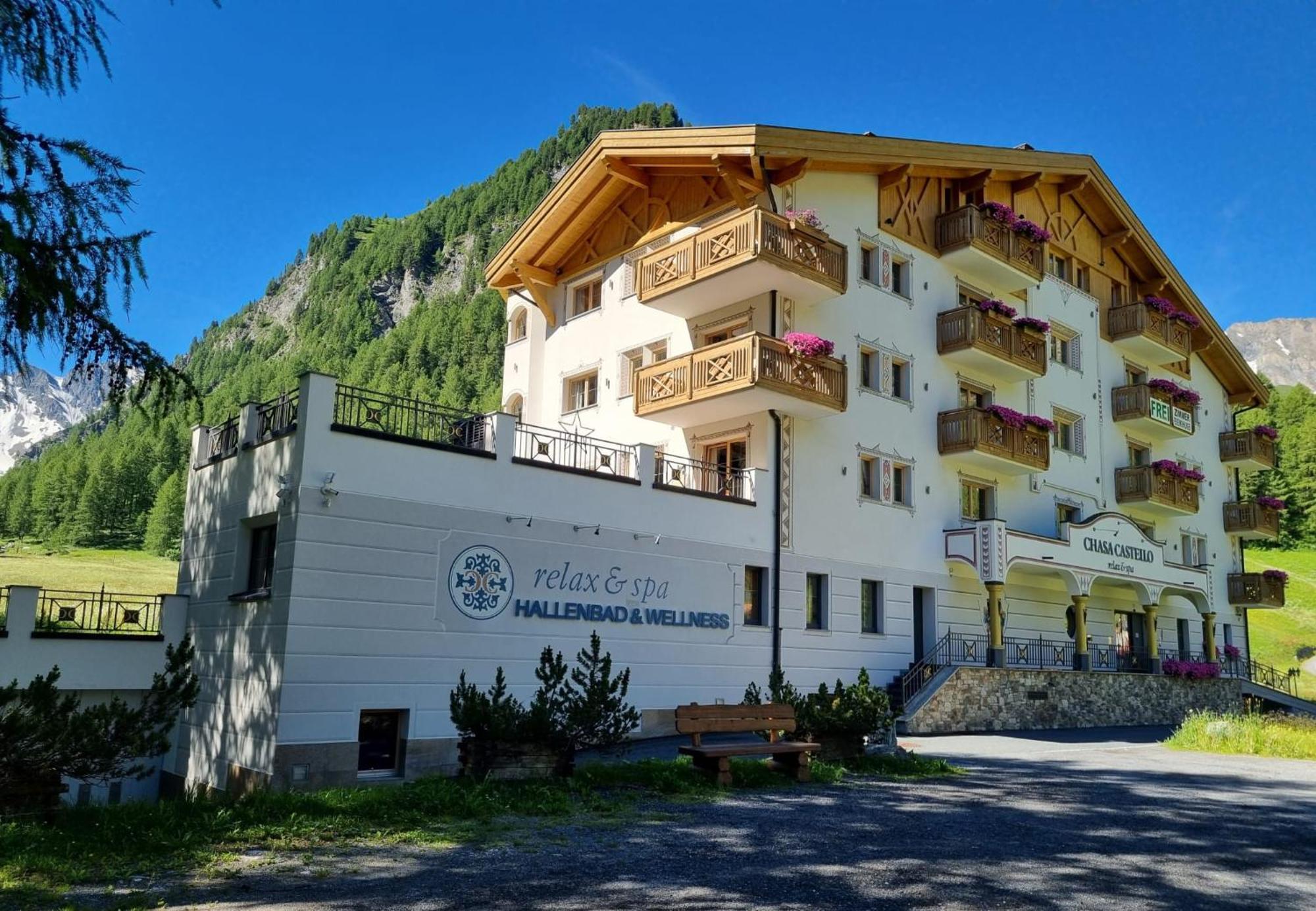 Chasa Castello Relax & Hotel